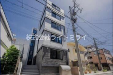 Ｎｉｓｈｉ－Ｎｉｐｐｏｒｉ　Ｔｅｒｒａｃｅ