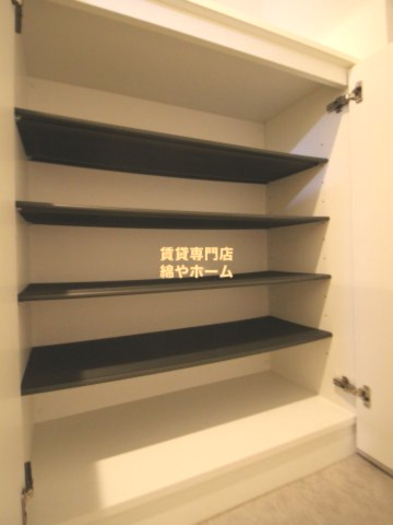 グランパシフィック聖天坂の設備|たっぷり収納シューズボックス