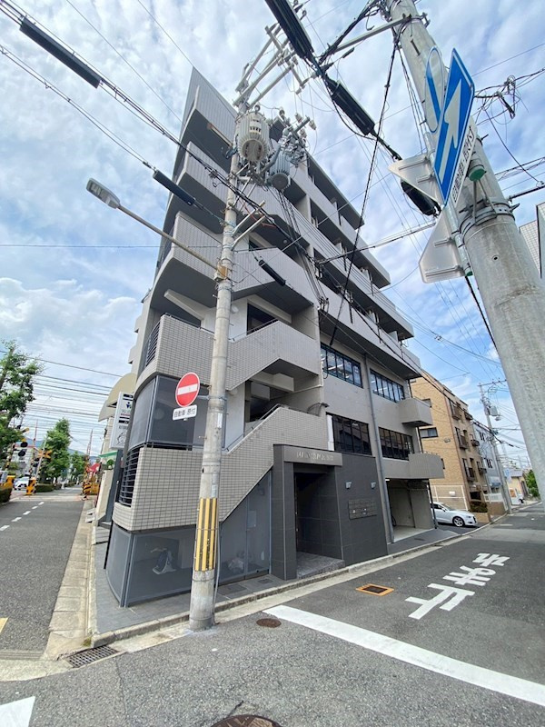 メインステージ打出の外観