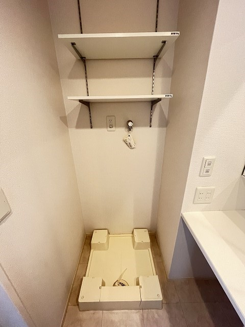 クレスタ