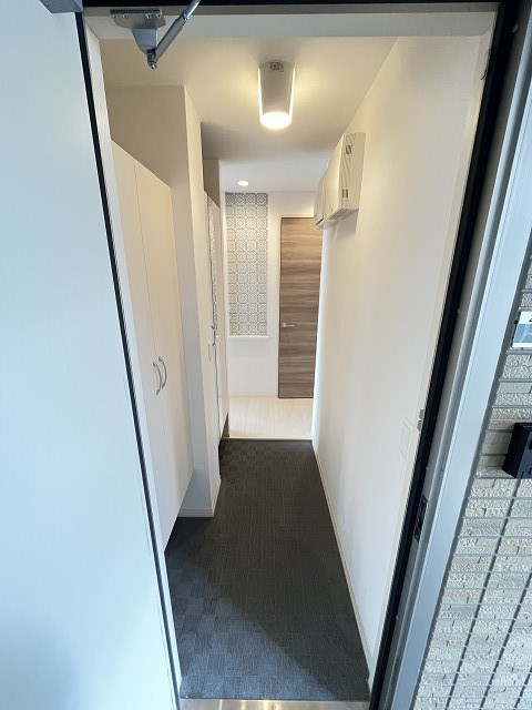 クレスタの玄関