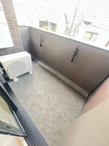 レジデンス塚本クラージュのバルコニー