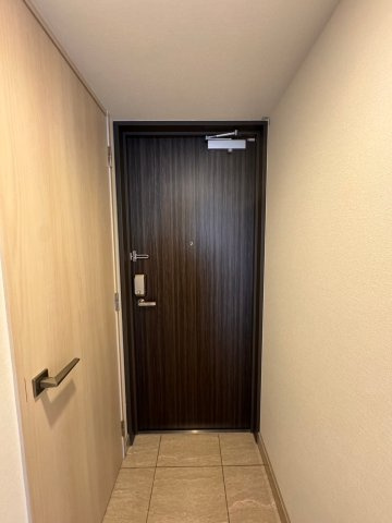 RJRプレシア南堀江の玄関