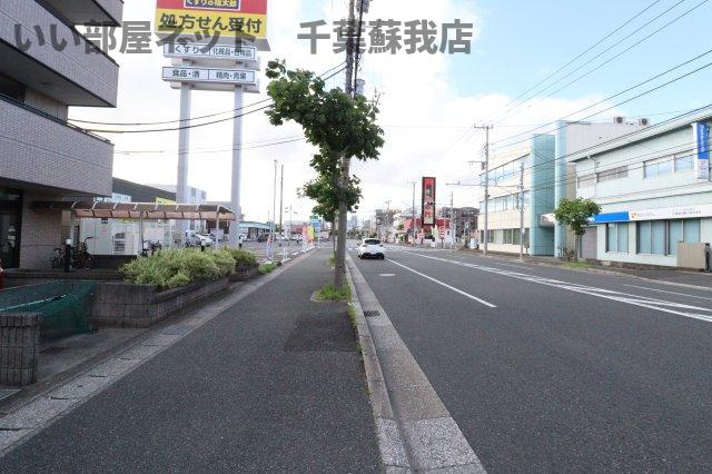 ヤマニビルの周辺