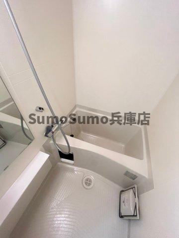 プレサンス神戸セレスティアの浴室