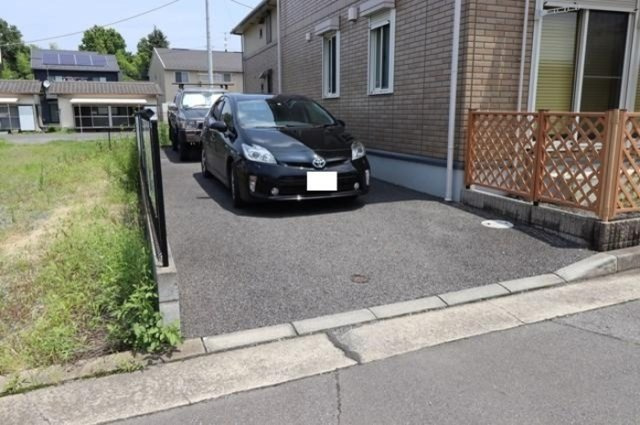 メゾングレース　Ｇの駐車場|駐車スペースもあります