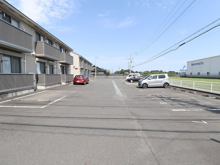アルシス　Ⅰの駐車場|駐車場に車を止められます