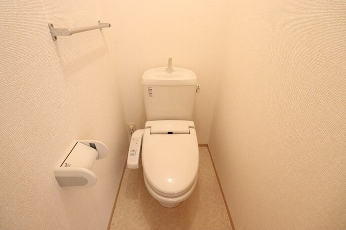 メイプルヒル　I棟のトイレ|コンパクトで使いやすいトイレです