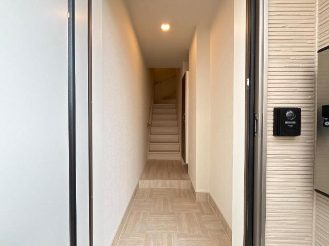 仮）那珂市菅谷字寄居新築アパートの玄関|玄関（イメージ）