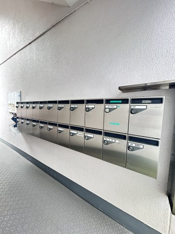 鶴甲コーポ33号棟のその他共用部分