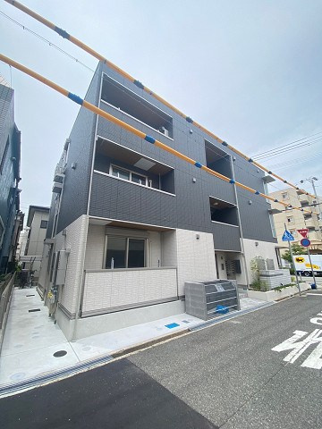 セレーノ南甲子園の外観