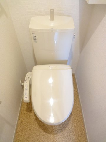 ドゥーソレイユのトイレ|清潔感のあるトイレです