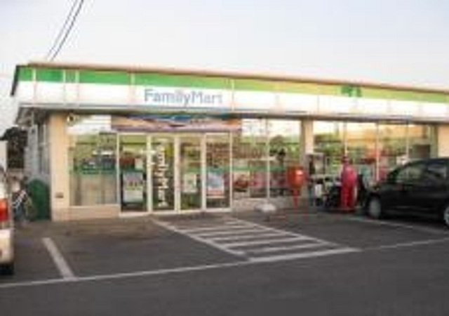Ｊヒルズの周辺|ファミリーマート水戸若宮店まで450m
