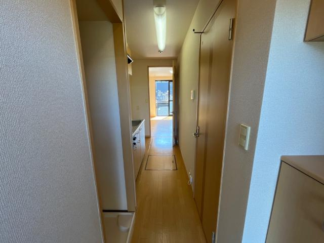 そよ風の内装|廊下