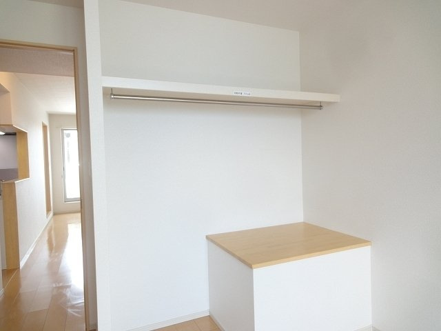 サニーメゾン　前島の収納|便利な収納スペースです