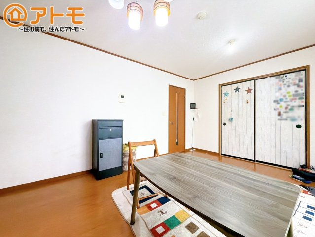 【居間・リビング】 | 富士市松岡　中古戸建て　全1棟