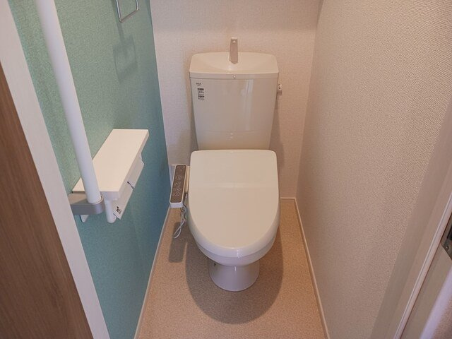 シャトンＡのトイレ