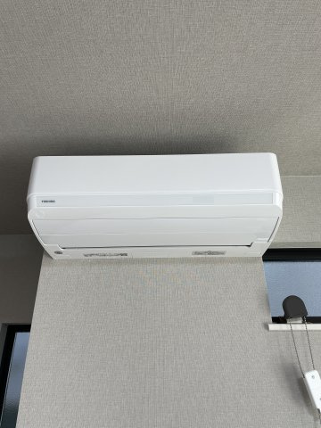 古江東町　一戸建ての設備|リビングダイニングには、エアコンが新設されています。