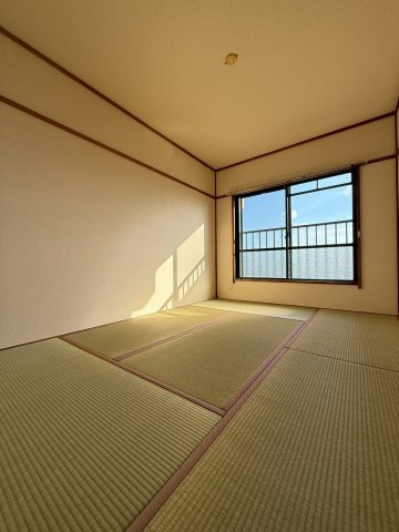 エミネンス有瀬の和室