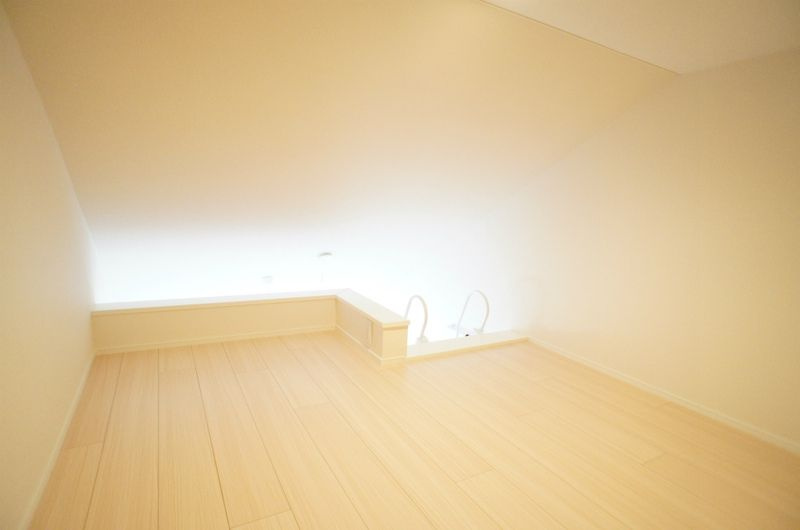 ヒルズ踊場の内装