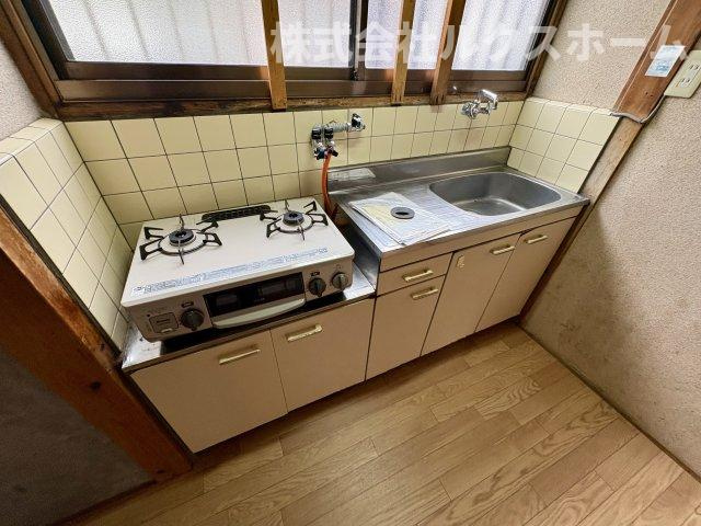 三島　長屋住宅のキッチン