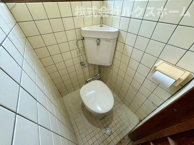 三島　長屋住宅のトイレ