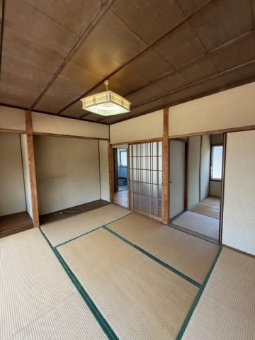大字徳山一戸建ての和室