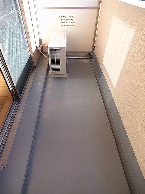 フラワーヒルズのバルコニー