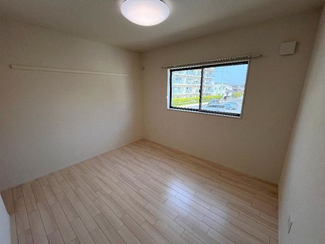 シャルールの寝室