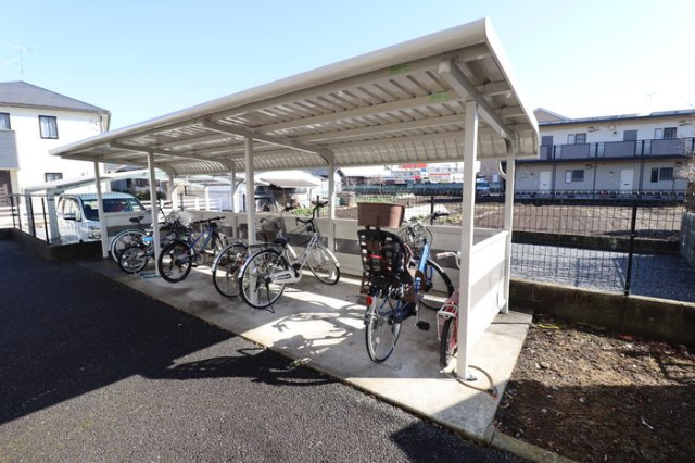 プレザント・ハイツのその他共用部分|駐輪場です