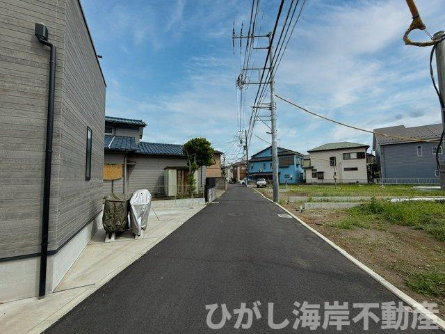 茅ヶ崎市香川1丁目　売地　全６区画の前面道路含む現地写真|現地外観