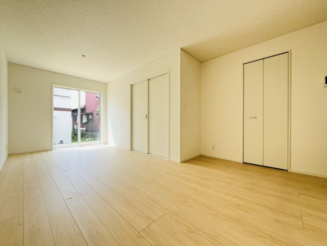 東海市加木屋町陀々法師14番102の一部『仲介手数料無料』新築一戸建て・建売の居間・リビング