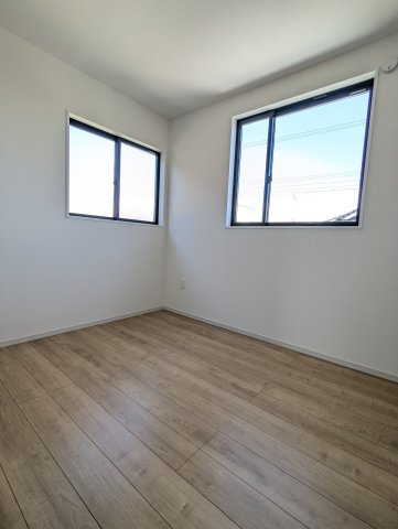 ひたちなか市稲田　1期の洋室|フローリングの部屋は家具やインテリアともマッチしてお洒落感が出やすく身の周りの整理がしやすく魅力的です～♪