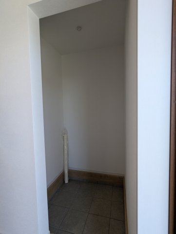 ひたちなか市稲田　1期の収納|シューズインクローゼットには、ベビーカーや遊び道具、災害用グッズを収納いただけます