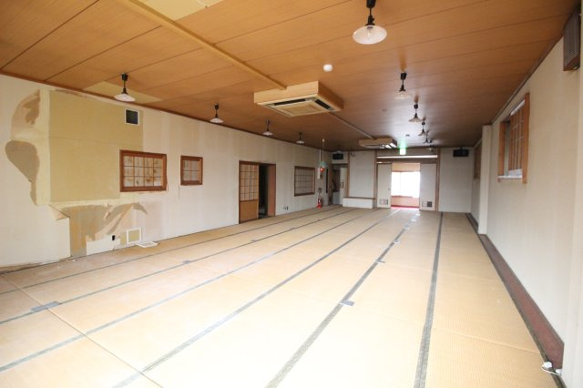 田町275ビルのロビー