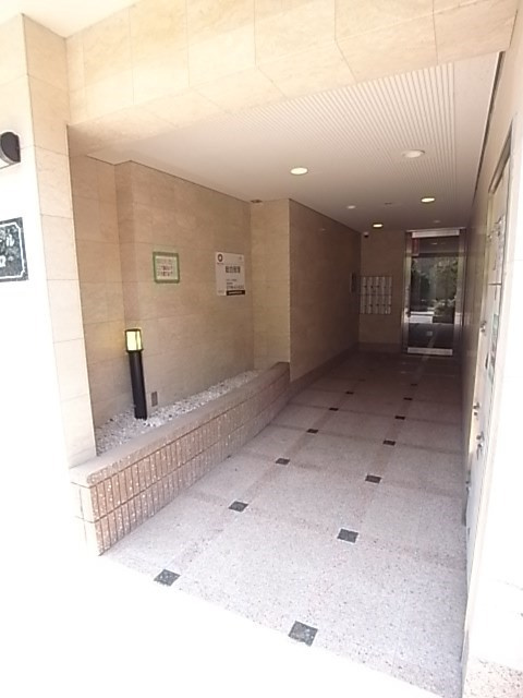 ルミエール東塚口のエントランス
