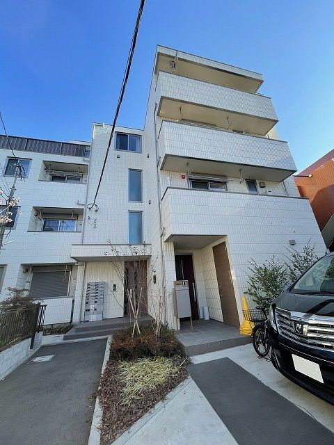 URBAN FLATS