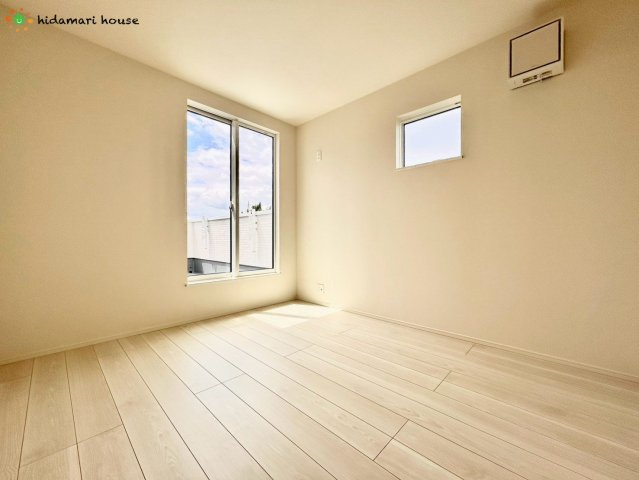 上尾市大谷本郷01期　新築戸建　リナージュ01の子供部屋|２階洋室：5.2帖