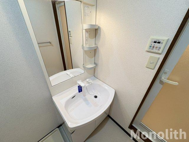 ラパス高倉台Ⅱ番館の洗面所