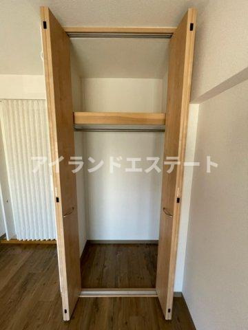 コンチェル上越　バストイレ別　陽当たり良好　オートロック　の収納