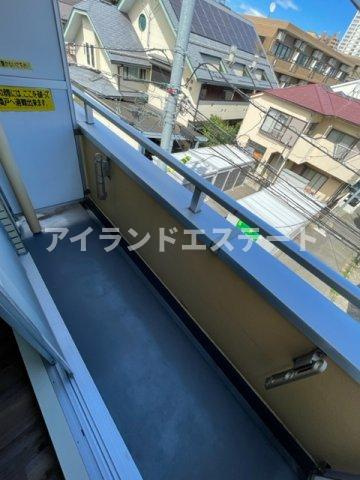 コンチェル上越　バストイレ別　陽当たり良好　オートロック　のバルコニー