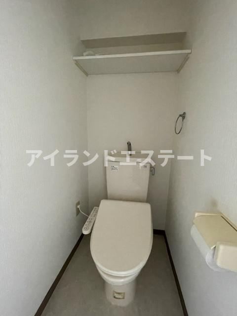 コンチェル上越　バストイレ別　陽当たり良好　オートロック　のトイレ