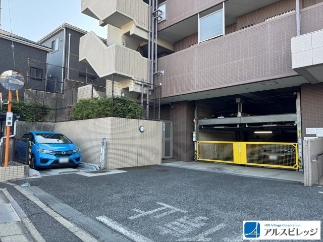 ラヴィドール志木の駐車場|駐車場