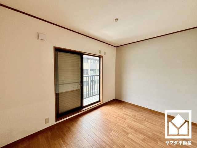伏見区久我本町の洋室