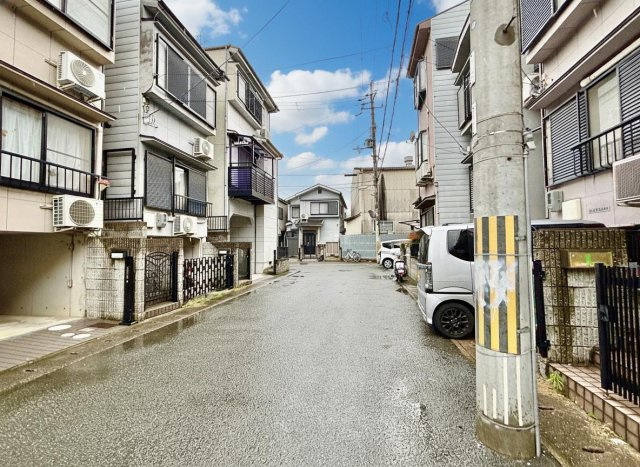 伏見区久我本町の前面道路含む現地写真