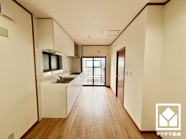 伏見区久我本町の居間・リビング