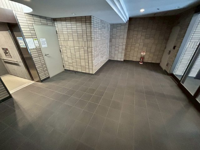 【エントランス】 | アークグラン大阪WEST