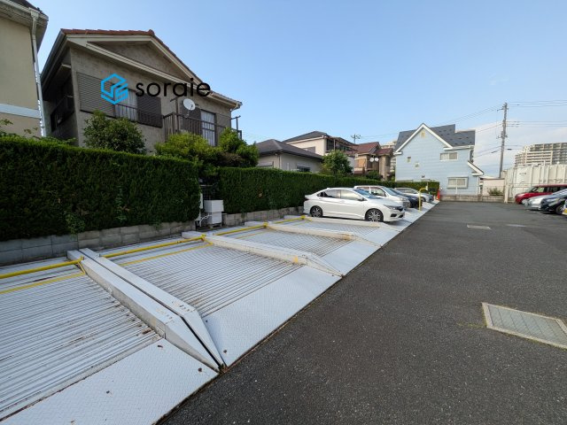 ライオンズマンション川越南古谷第3 中古マンションの駐車場|6/12　撮影