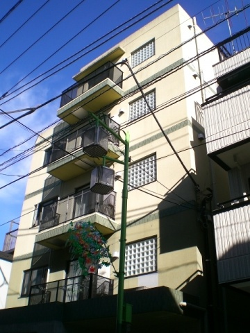 パーク西小山の外観