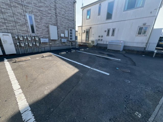 スピカの駐車場